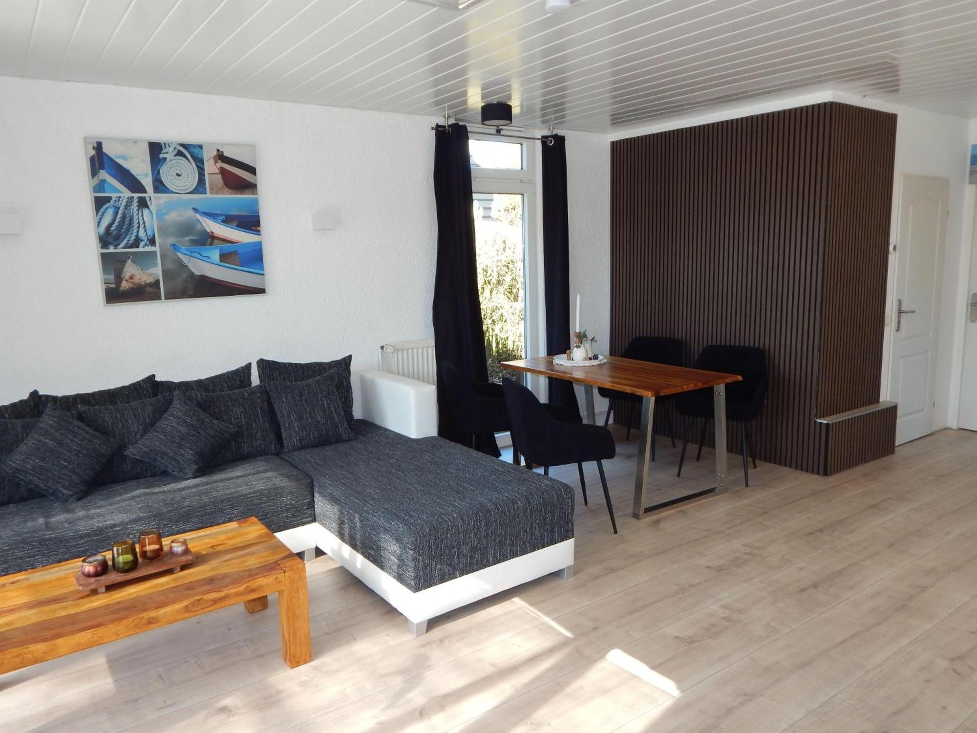 Wunderschoenes-Freistehendes-Ferienhaus-An-Der-See-Sauna-Strand-Yachthafen-Wlan Bruinisse Exterior photo