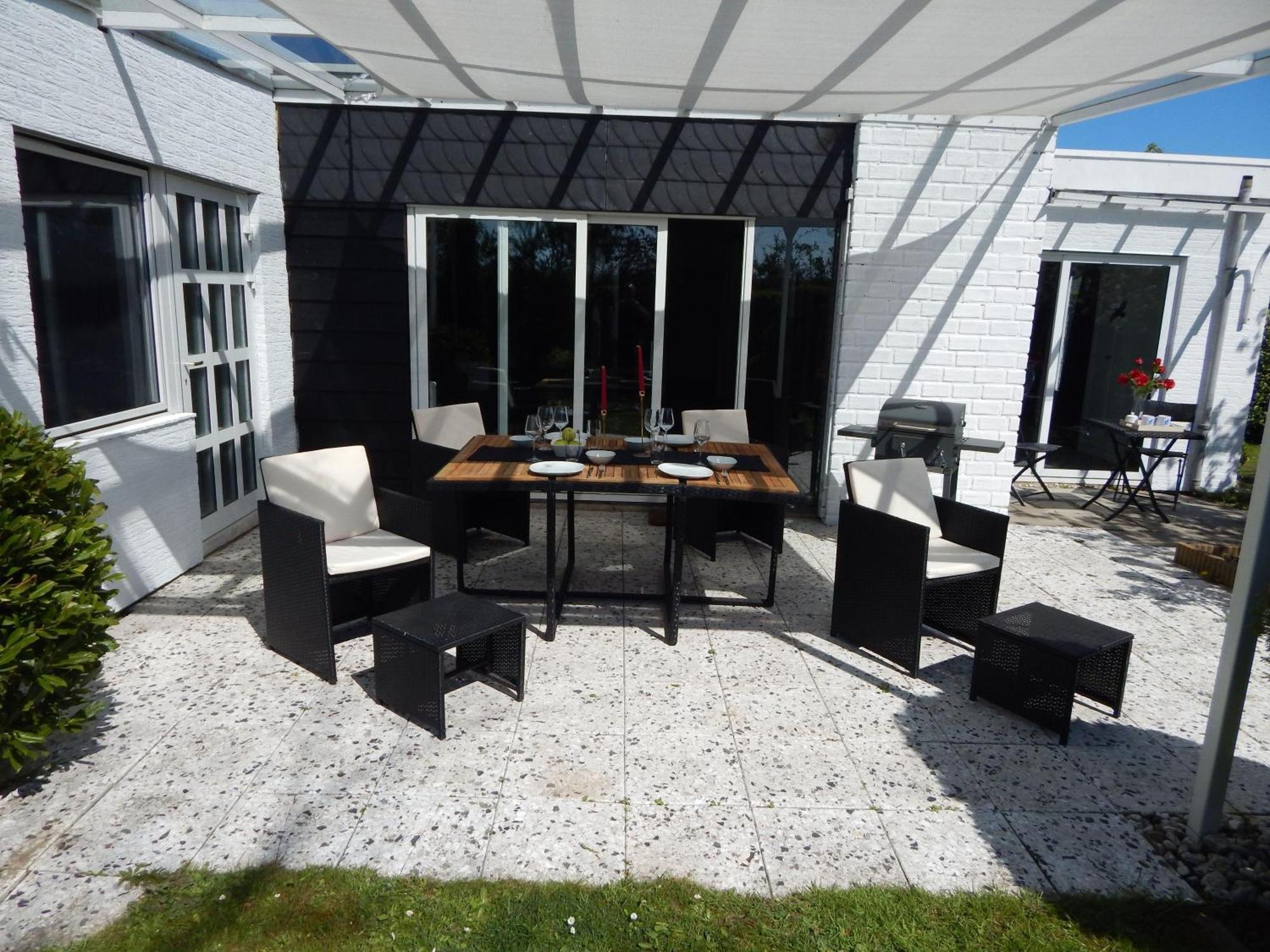 Wunderschoenes-Freistehendes-Ferienhaus-An-Der-See-Sauna-Strand-Yachthafen-Wlan Bruinisse Exterior photo
